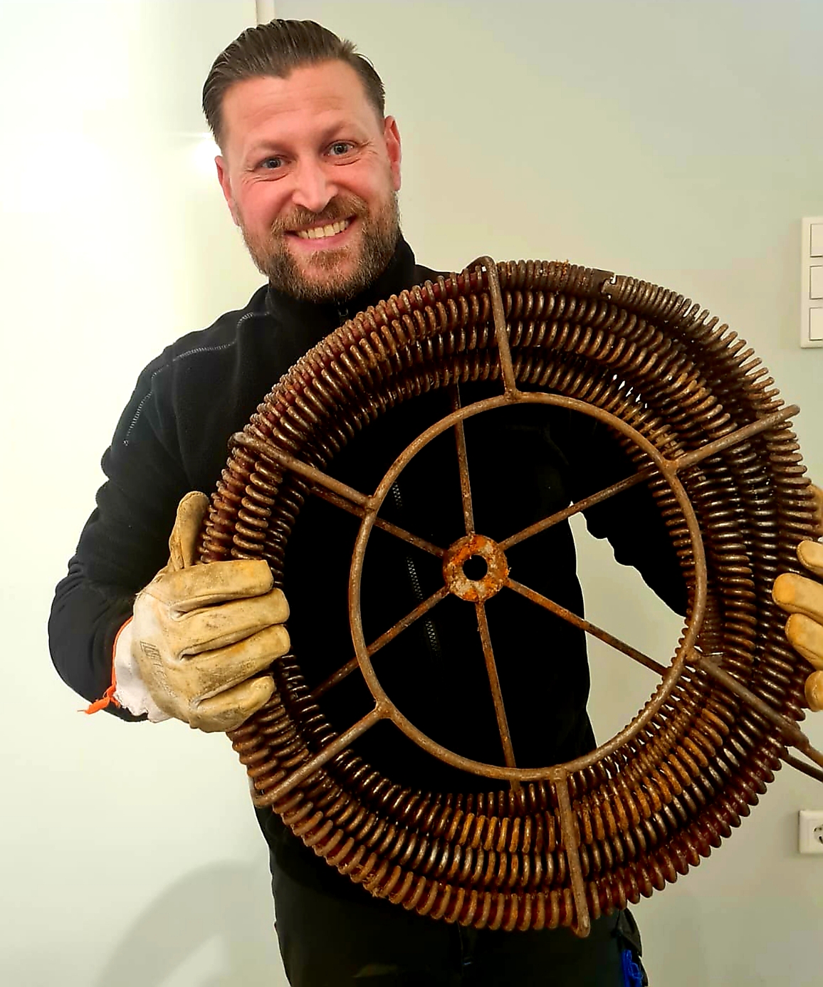 Rohrreinigung Kallmeier — Spiralreinigung im Einsatz